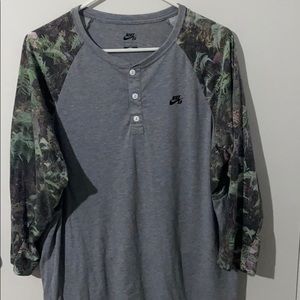 Nike SB Raglan Jungle Sleeve Tee